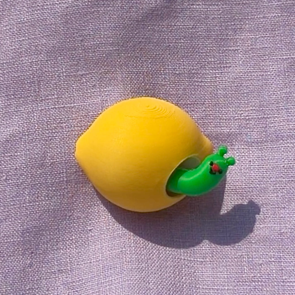 Wiggle fruit pin